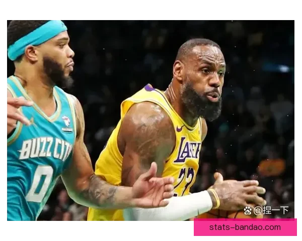 詹姆斯投篮神准创历史纪录约老师奇葩数据首现NBA赛场
